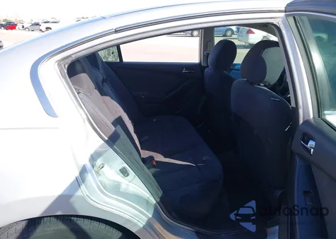 2011 Nissan Altima 3.5 Sr z USA, uszkodzony, nr VIN 1N4BL2AP0BN492645